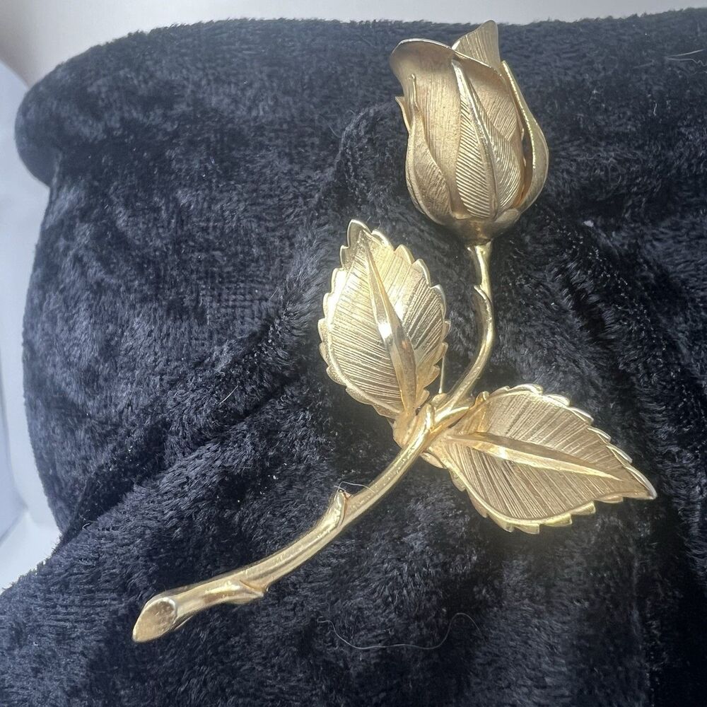 1960 Giovanni Brooch Gold Plated Textured Brushed Leaves Rose Bud Signed 3" Gift